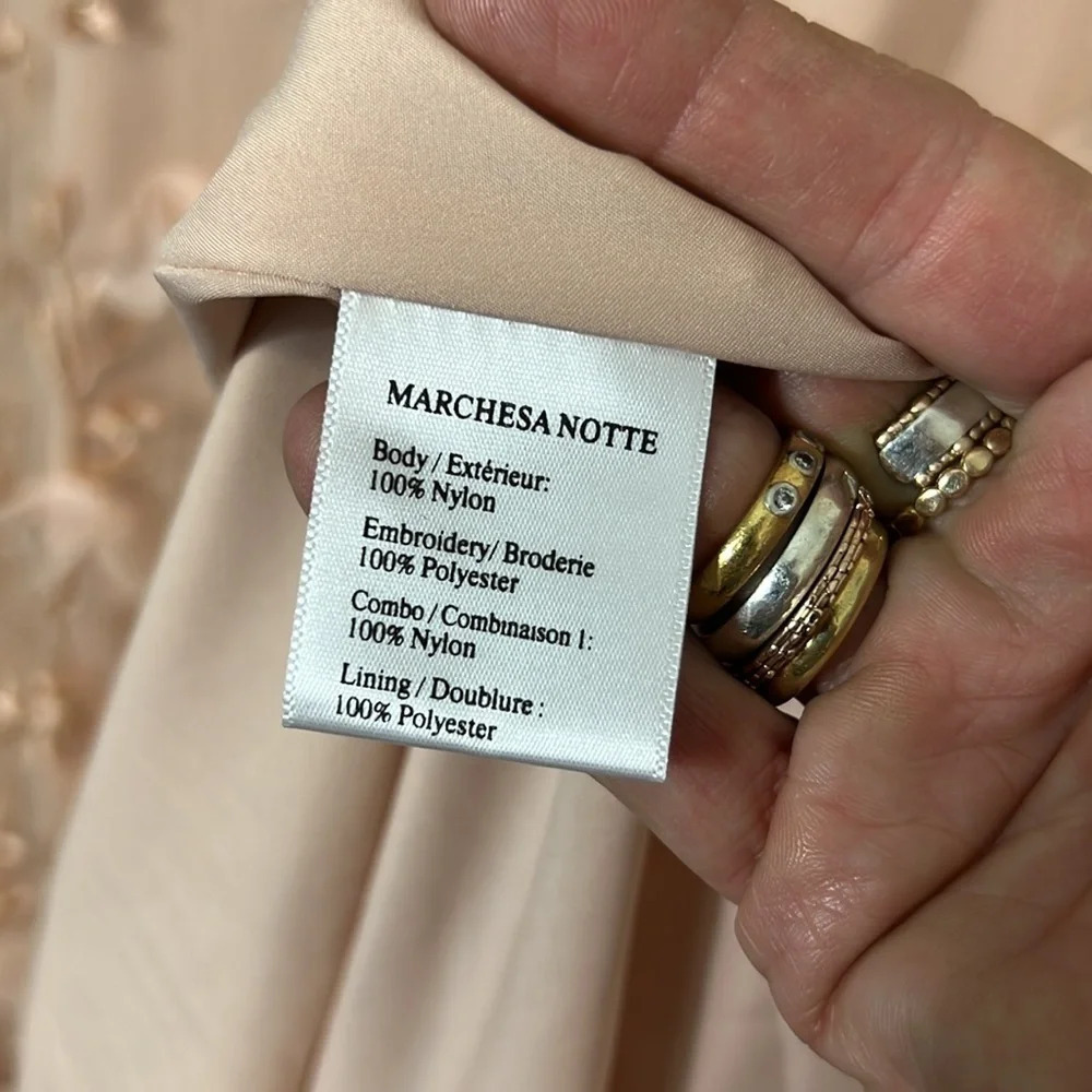 Marchesa Note V-Neck 3D Flora Dress in Soft Pink Size 6 - Picture 8 of 13